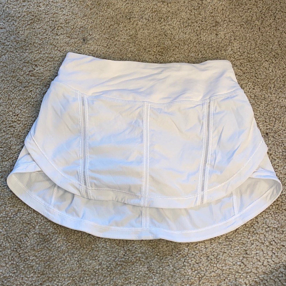 Lululemon white skort size 2, four inch inseam